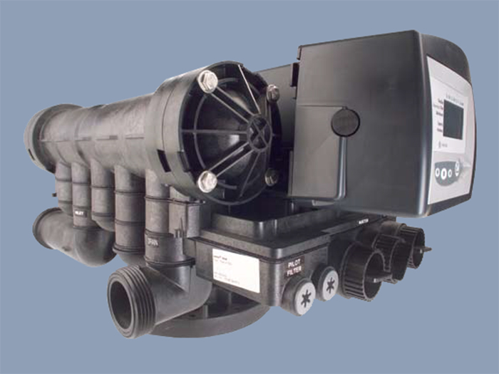 Manual backwashing filter valve